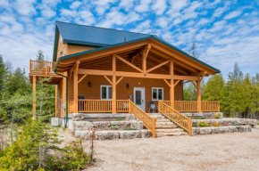 Rustic Luxury Saw N' Logzzz Cabin Getaway